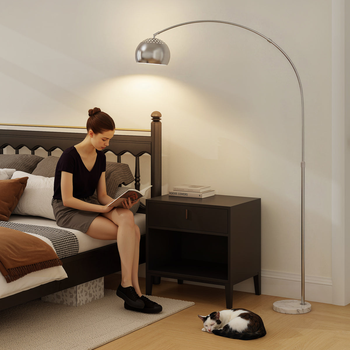 LightGlow Arc Floor Lamp - Black/Silver