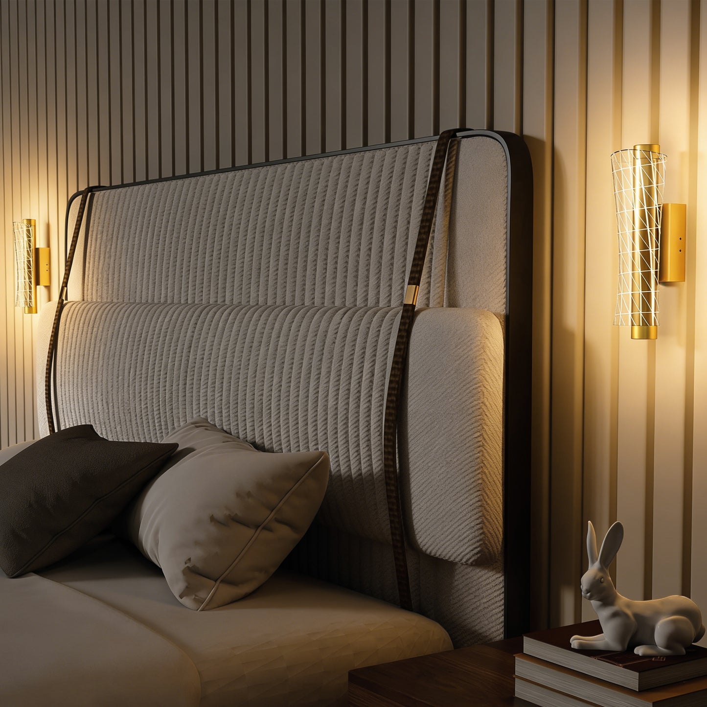 LightGlow Geometric Wall Lamp - Gold