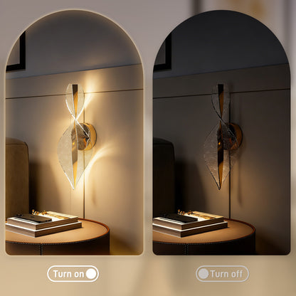 LightGlow Spiral Wall Lamp - Gold