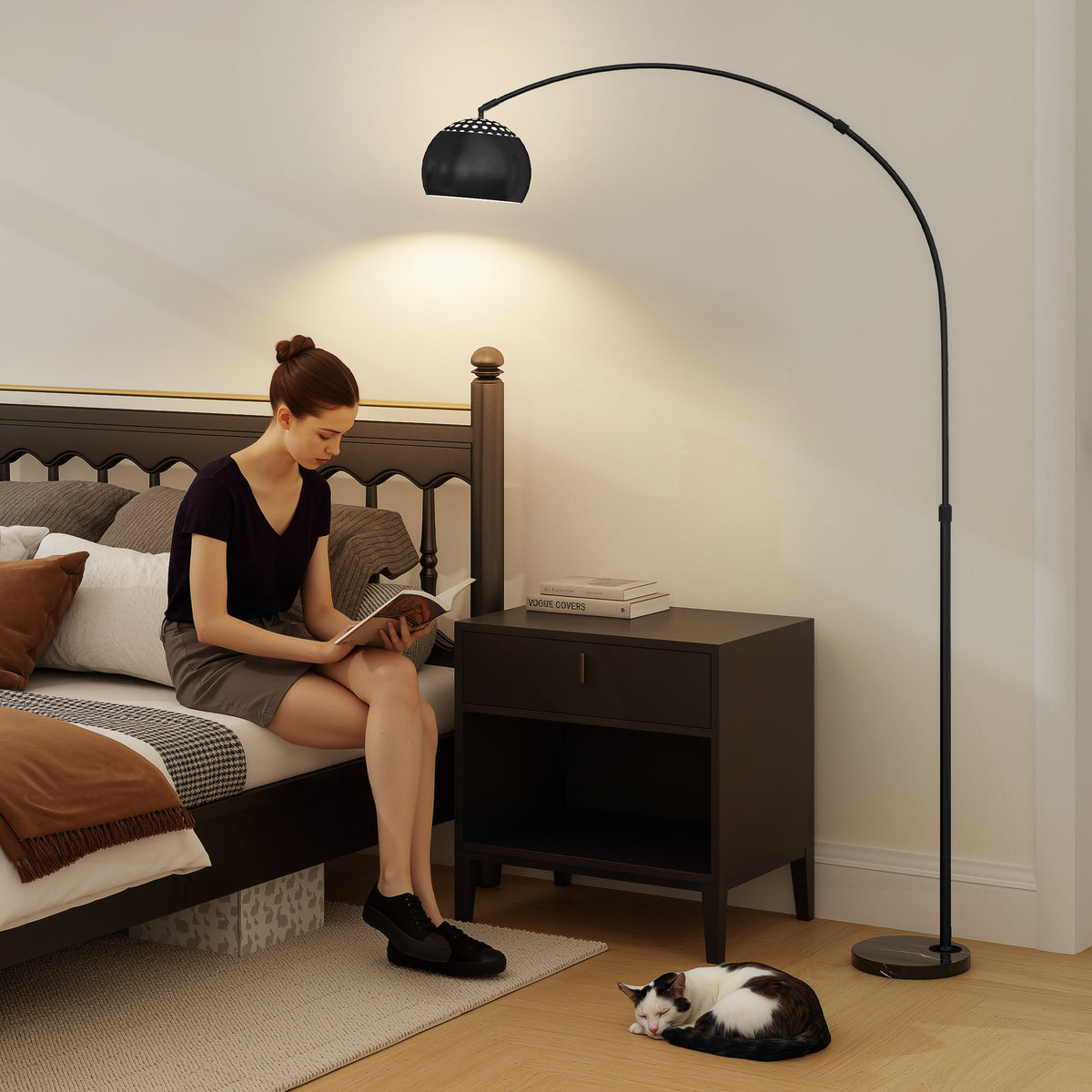 LightGlow Arc Floor Lamp - Black